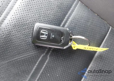 2019 Honda Cr-V Touring from USA, damaged, VIN 7FARW2H97KE017407